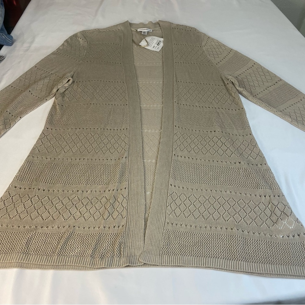 Croft & Barrow Women's Light Tan Knit Cardigan - Picture 3 of 5